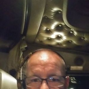 Meet your Posher, Clifton